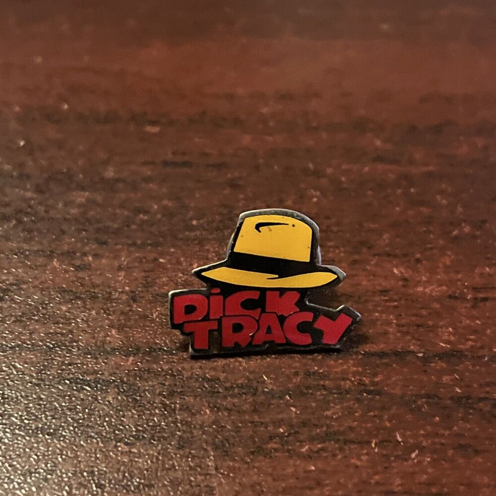 Vintage Disney Dick Tracy Detective Yellow Hat Lapel‎ Hat Pin